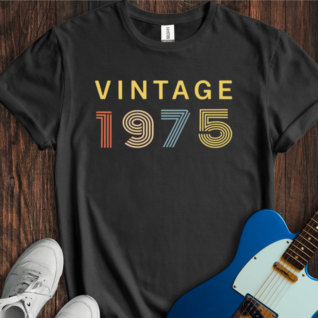 Vintage 1975 Retro Birthday T-Shirt - Classic 70s Style Tee